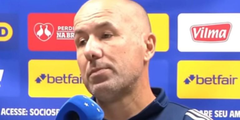 Primeiro-movimento-de-Leonardo-Jardim-no-Flamengo-4-novos-reforcos-serao-contratados-1140x570